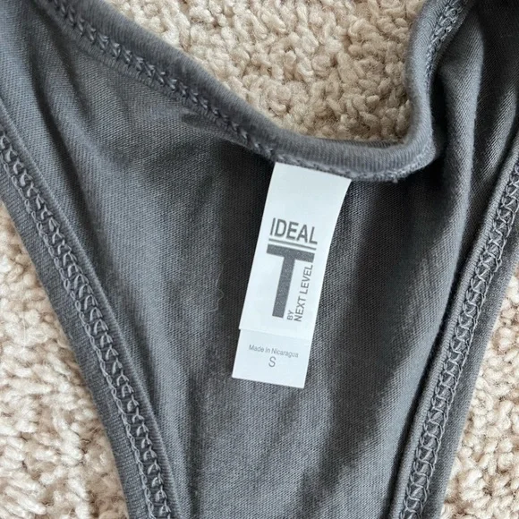 NWOT Corgi Mom Tank Top - Picture 3 of 3